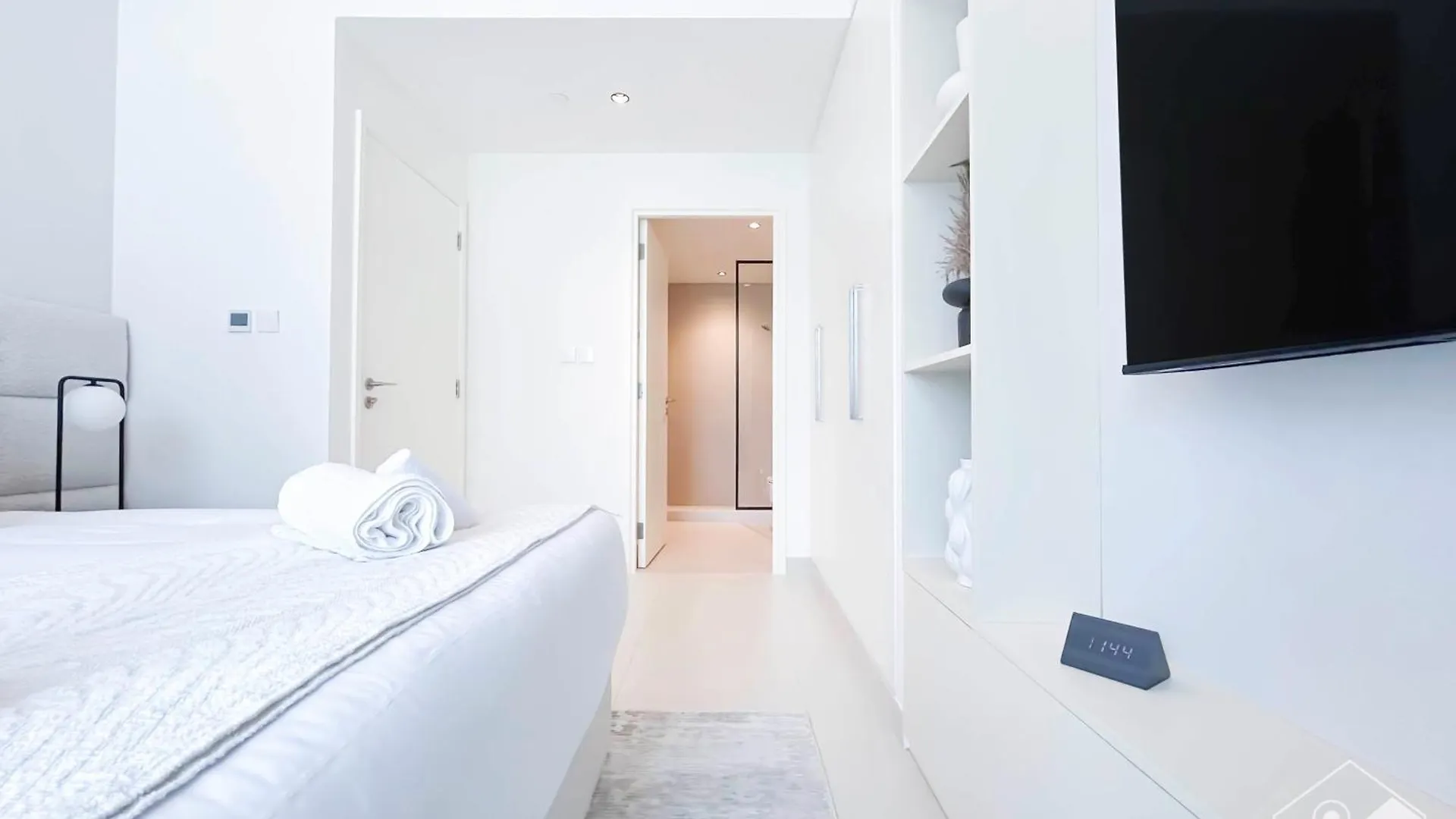 Luxury Burj Crown 4Bedroom Balcony & Downtown View Dubai 0*,